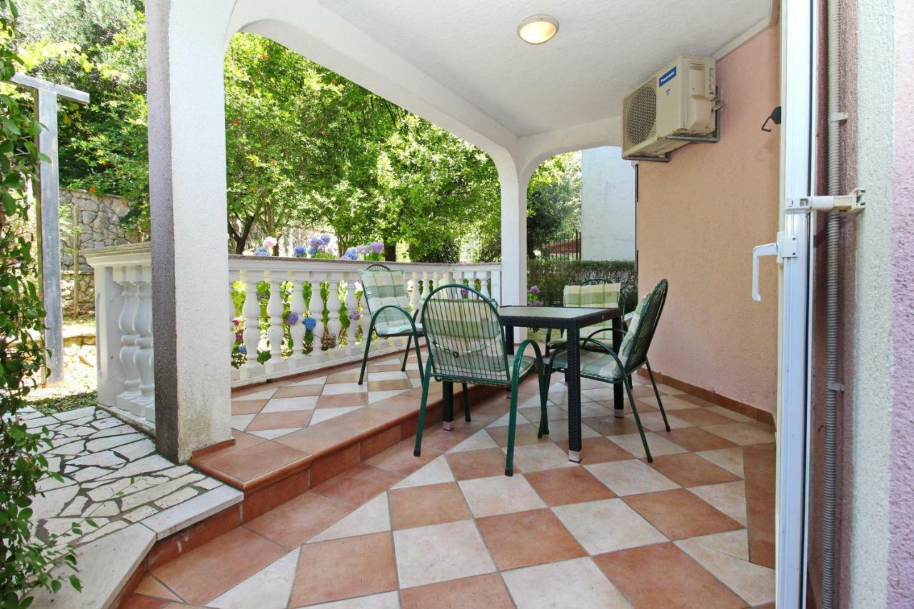 Apartments Alex バスカ エクステリア 写真