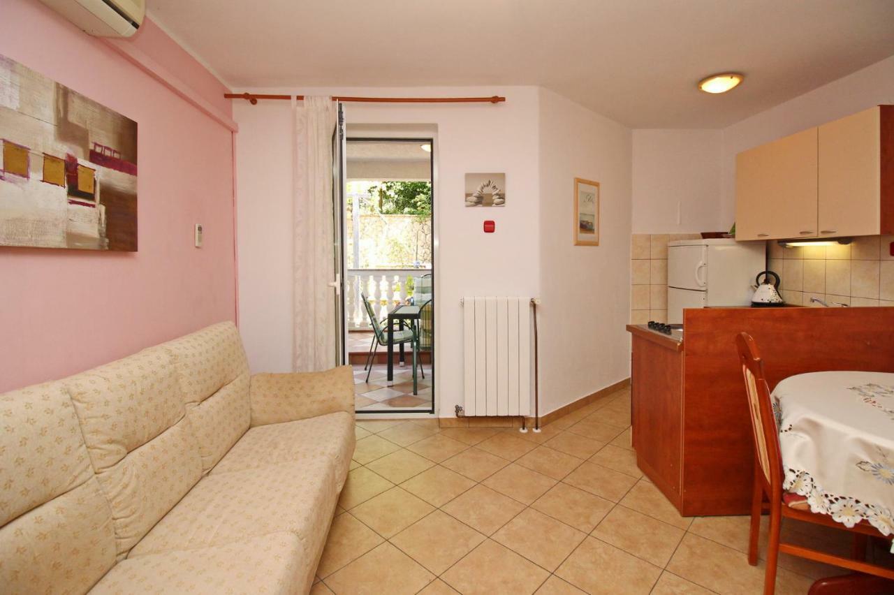 Apartments Alex バスカ エクステリア 写真